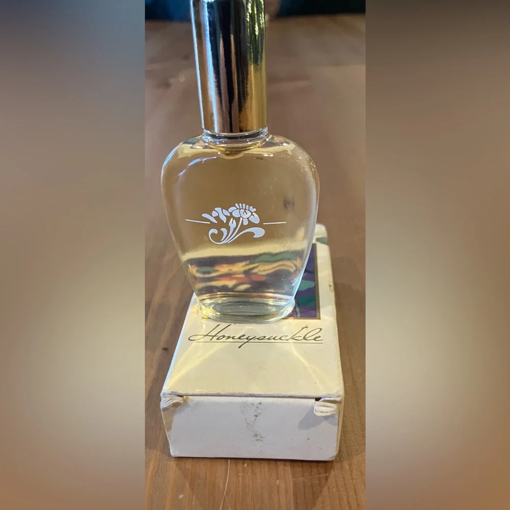 Never used Avon Honeysuckle Mini Cologne Splash .5 fl oz Full Discontinued 1990s
